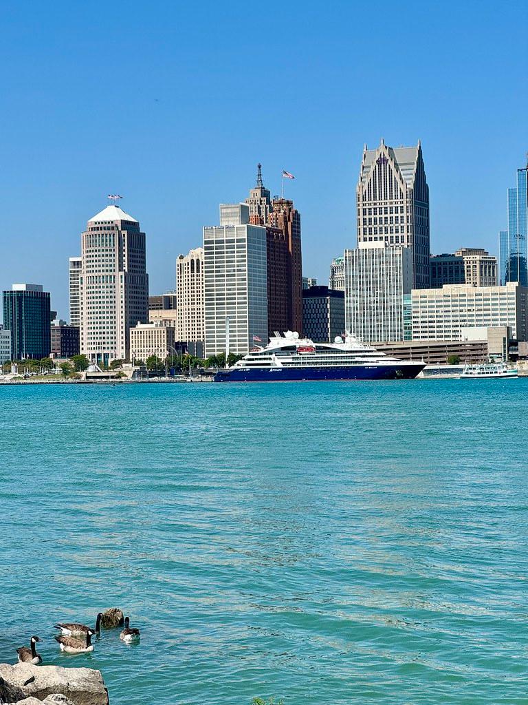 Detroit City Council approves $51.8M in tax breaks, sewer funds, and curfew fines in meeting focused on cost-of-living relief